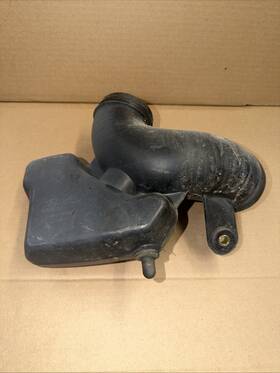 28211-2e000 2005 - 2009 Hyundai Tucson 2.7l Air Intake Tube Resonator Box 282112e000 Oem