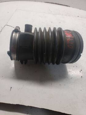 17228rjaa01 Acura Rl 2008 Air Tube/resonator 1095545