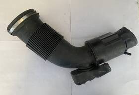 1017271 Audi 2010-2015 Q7 4l 3.0l Air Intake Hose / Tube Oem