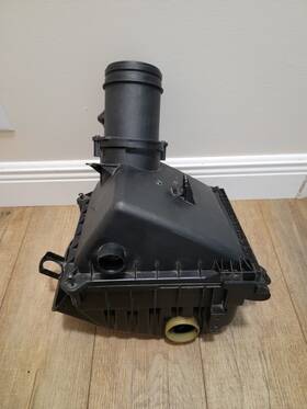 Audi Genuine Oem Original Factory Part 036129689c 08-2017 A4 S4 A5 S5 Q5 Sq5 2.0t 3.0 Engine Air Intake Box Mount Bracket B8