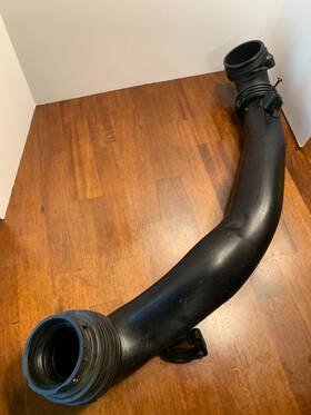 1205862 Bmw Air Intake Engine Pipe Hose Tube 2019-2023 G02 G01 X5 X6 X3 X4 Oem