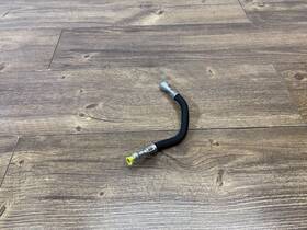 13538601020 Bmw 2017-2020 550i 750i 4.4l N63r Engine Fuel Hose Supply G30 G11 G12