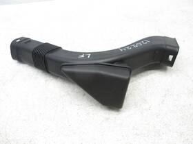 12022 Bmw 1371757747304 09-19 F01 F02 750i 550i Gt 650i V8 4.4 Engine Air Intake Hose Left Oem