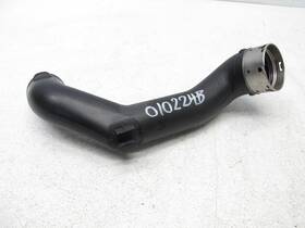 13717582314-05 Bmw 10-19 F01 F02 740li 640i 535i Intercooler Air Charge Duct Hose Front Oem 010
