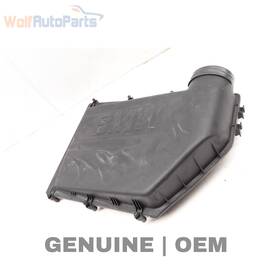 13717583725 Bmw 2013-2015 740i 3.0l - Engine Air Intake Duct / Housing Upper 7583725