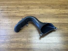 13717649186 Bmw 2014-2020 I8 I12 1.5l Engine Air Cleaner Intake Hose Duct Pipe 7649186 Oem