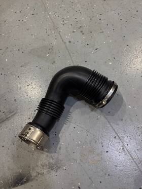 13718095812 Bmw 2021 - 2024 G87 G82 G80 M4 M3 M2 S58 Front Left Air Intake Filter Pipe Oem 13718095812 Bmw 2021 - 2024 G87 G82 G80 M4 M3 M2 S58 Front Left Air Intake Filter Pipe Oem