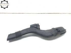 Bmw 1371861314904 2016-2019 750i G12 4.4l Right Passenger Front Air Intake Resonator Duct Oem