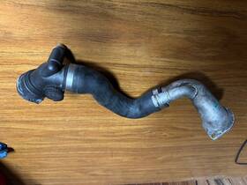 17127600131 Bmw N63 550 750 Upper Radiator Cooling Hose 7600131