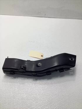 51747158379 Bmw 07-10 X5 E70 Front Left Air Intakte Duct Hose Tube