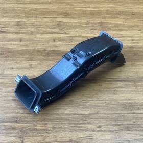 51749883606 Bmw 2023-2025 X1 U11 Rear Right Brake Wheel Air Duct Intake Pipe Oem