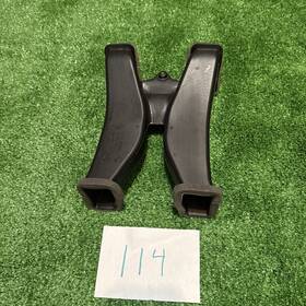 64229113860 Bmw 2011 - 2016 5 Series F10 Ac Heater Air Vent Duct Hose Console Center Rear