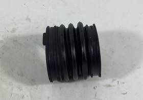 7541069 Bmw 2006 - 2008 750i E65 Air Intake Duct / Rubber Boot Oem
