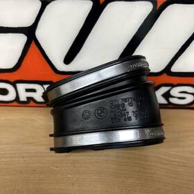 7577460-01 Bmw 09-15 550i 650i 750i N63 Front Right Air Intake Cleaner Duct Boot Elbow Oem