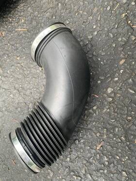 7846271-02 Bmw 2015-2020 3 Series F30 M3 F80 Turbo Air Intake Filter Duct Tube Oem Lot2476 7846271-02 Bmw 2015-2020 3 Series F30 M3 F80 Turbo Air Intake Filter Duct Tube Oem Lot2476