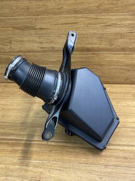 7856921 Bmw Oem 2016 - 2024 M5 F90 Air Cleaner Box Filter Housing Right 1-4 Zyl