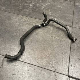 8602666 Bmw Oem 2017 - 2023 G30 M550 N63r 4.4 V8 Engine Ventilation Line