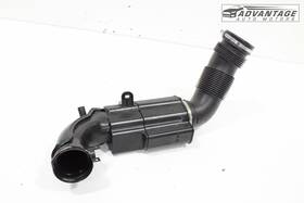 Bmw 8675263 2020-24 M235i Xdrive Gran Coupe Air Cleaner Filter Intake Duct Resonator Oem