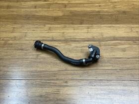 8698823 Bmw 2018-2023 X5 G05 4.4 L V8 Zyl 1-4 Cylinder Head Vent Pipe Oem
