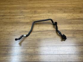 8698825 Bmw 2018-2023 X5 G05 4.4l V8 Crankcase Ventilation Intake Pipe Oem