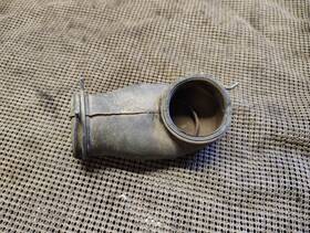 1383166 Buick 1968-69 Skylark Gs Electra Riviera 350 400 430 Air Cleaner Elbow