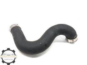 84639791 Buick 2021-2023 Envision Intercooler Inlet Hose Tube Pipe Oem