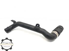 85564254 Buick 2021-2023 Envision Intercooler Lower Air Inlet Pipe Tube Hose Oem