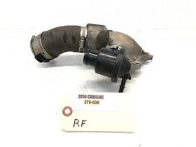 0r23815e1 Cadillac 2016-2018 Ct6 3.0 Right Pass Front Turbo Air Intake Inlet Elbow Oem