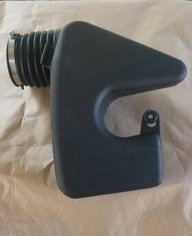 25172760 Cadillac 2000-2004 Seville Sls Sts Air Intake Duct With Resonator- Gm