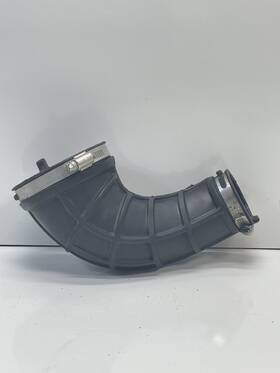84034937 Cadillac Xt4 2.0l Engine Air Cleaner Outlet Duct Hose Tube Pipe Oem 2019-2022
