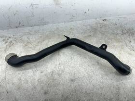 84400160 Cadillac 2019-2023 Xt4 Cooling Intercooler Air Inlet Hose Tube Oem