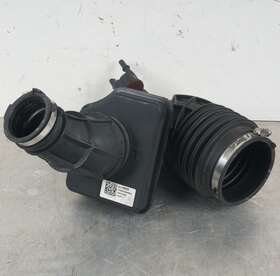 84749060 Cadillac 2020-2023 Ct4 2.0l Engine Air Cleaner Outlet Duct And Solenoid Valve Oem