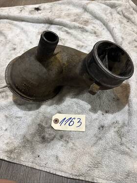 284-2798 Caterpillar 2842798 Diesel Engine Air Intake Elbow Tube Oem-p/n