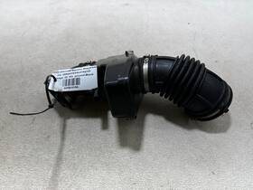23499764 Chevrolet 2018-2023 Chevy Equinox Terrain 2.0 Air Cleaner Intake Outlet Duct Tube