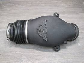 25179374 Chevrolet 01-04 Corvette C5 Air Cleaner Intake Duct Hose Tube Line Oem