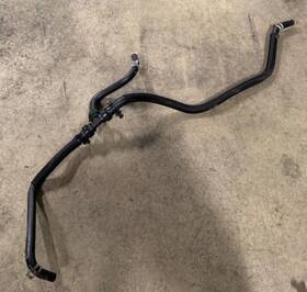 84249765 Chevrolet 2019 Chevy Silverado 6.6 Duramax Radiator Surge Tank Inlet Hose