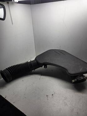 1457403 Chrysler 5115683 300 2014 Air Tube/resonator