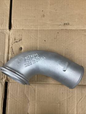Cummins 527304400 Isb 6.7 Diesel Engine Air Transfer Elbow Pipe Tube Part 5273044 Oem