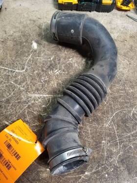 04891892ab Dodge 338.ch2212 2009 - 2019 Journey 2.4l Air Cleaner Intake Tube Hose Pipe Oem