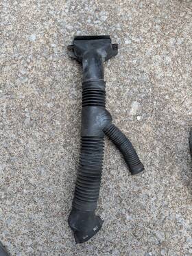 Dodge 42689 Oem Ram Van B250 B150 5.2l 5.9l Air Cleaner Intake Duct Hose Y-pipe V8