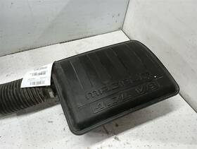 338.ch8504 Dodge Truck Air Intake Tube With Resonator From 2004 Ram 1500 4.7l V8 Magnum 11321577