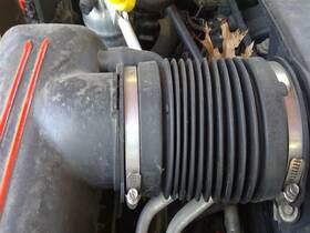 338.ch8b05 Dodge Truck Dakota 2005 Air Tube/resonator 3594117