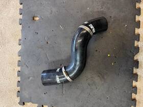 017621ecs01a Ecstuning Ecs Tuning Throttle Body Hose Audi A4/a5/q5 B8 09-16