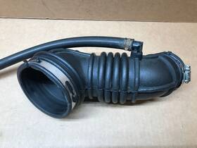 1s4u-9r504-aa Ford 2002 Escort 2.0l Engine Air Cleaner Outlet Duct Intake Hose