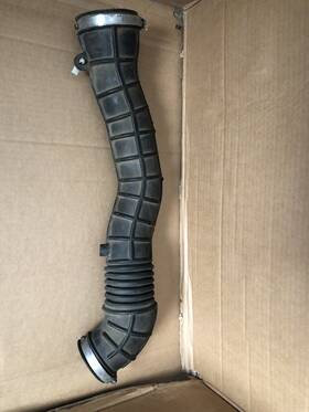 2l5u-9r504-ab Ford 215u9r504ab 3.0i V6 Air Cleaner Tube