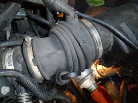 338.fd1f05 Ford Focus 2005 Air Tube/resonator 134259