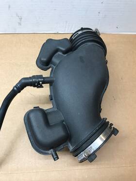 Ah63-9f805-ad Ford 4l2z-6762-aa 2012 Lincoln Mkz 3.5l Engine Air Cleaner Outlet Duct Intake Hose Tube Pipe Pcv