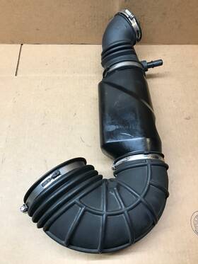 Ford 5c2z-9b659-aa 2006 Econoline 4.6l Air Cleaner Outlet Duct Intake Hose 5c24-9f805-ad