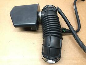 5f9z-9c490-aa Ford 5f9e-6758-aa 2007 Five Hundred 3.0l Oem Engine Air Cleaner Outlet Duct Intake Hose Tube