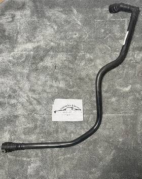 5r3e-6758-cb Ford 05-10 Mustang 4.0l V6 Drivers Side Pcv Valve Cover Intake Tube Hose Pipe
